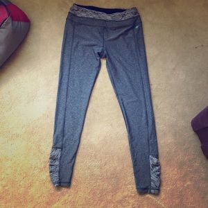 Miracle suit performance athletic leggings